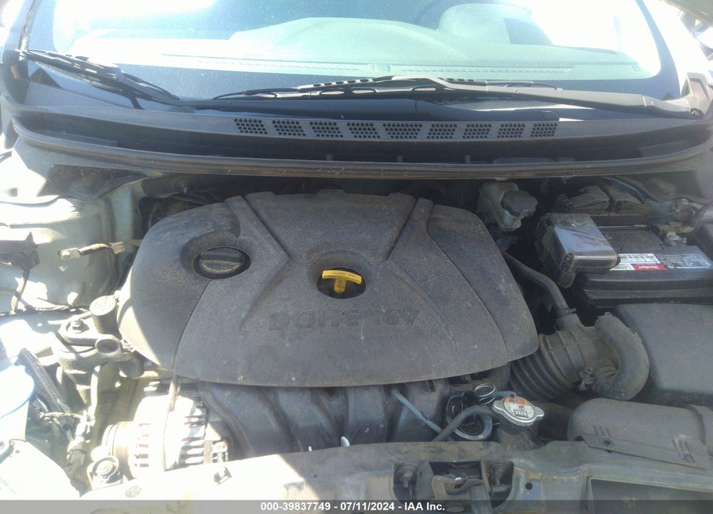 2015 HYUNDAI ELANTRA SE VIN: 5NPDH4AE8FH568181