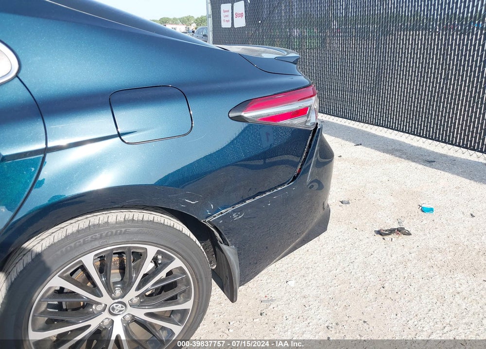 2019 TOYOTA CAMRY SE VIN: 4T1B11HK3KU270932