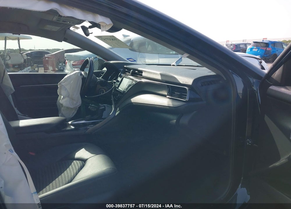 2019 TOYOTA CAMRY SE VIN: 4T1B11HK3KU270932