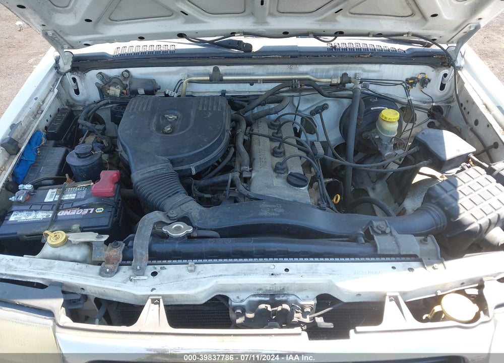 1998 NISSAN FRONTIER SE/XE VIN: 1N6DD26S4WC328665
