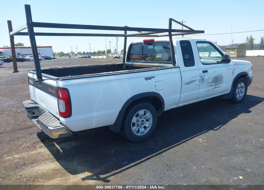 1998 NISSAN FRONTIER SE/XE VIN: 1N6DD26S4WC328665