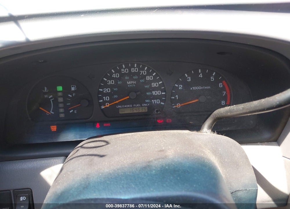 1998 NISSAN FRONTIER SE/XE VIN: 1N6DD26S4WC328665