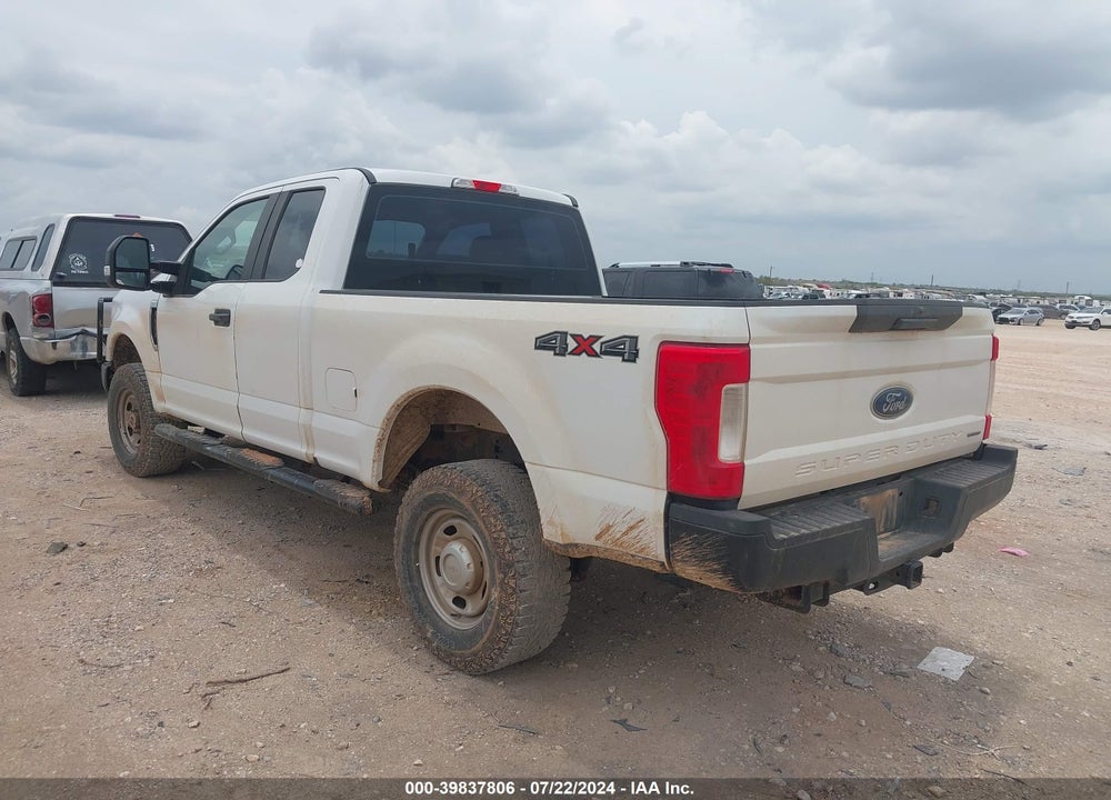 2017 FORD F-250 XL VIN: 1FT7X2B60HEE98710