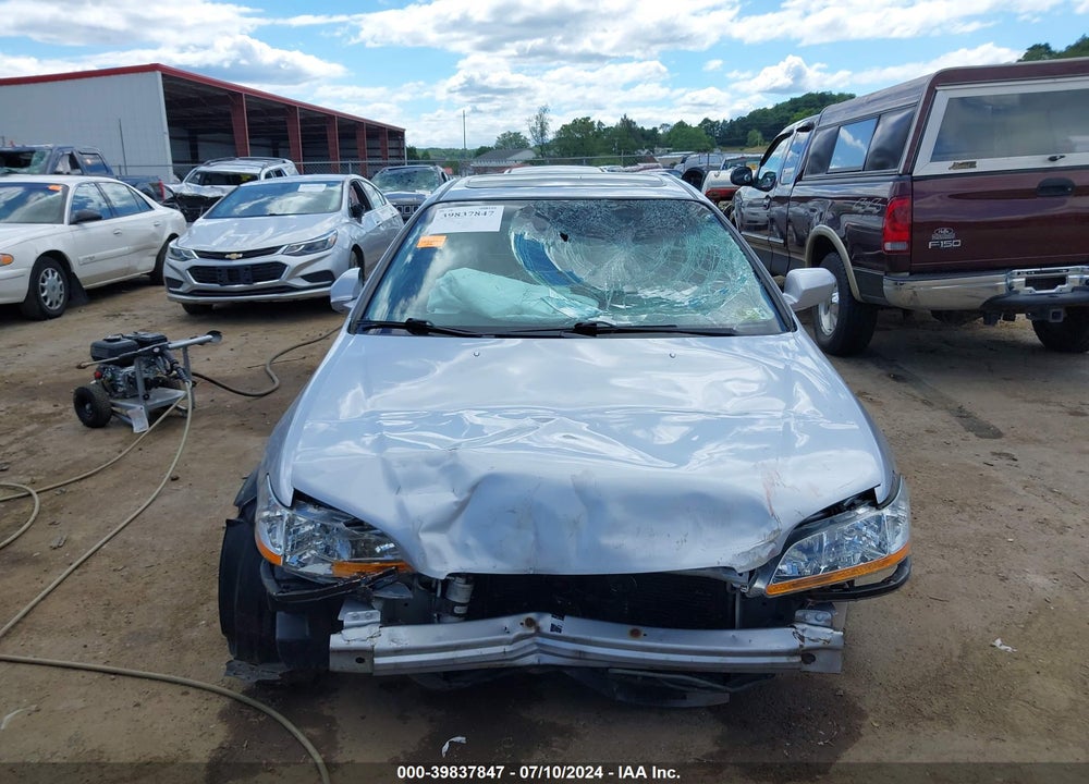2002 HONDA ACCORD 2.3 EX VIN: 1HGCG32742A035028