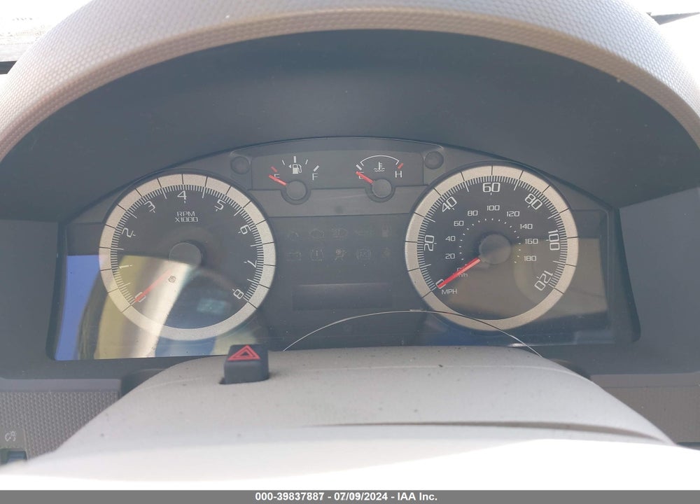 2008 FORD ESCAPE VIN: 1FMCU93168KA50679