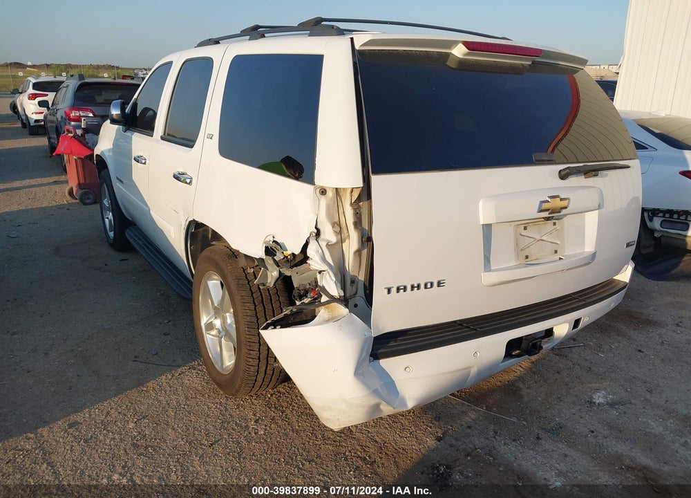 2008 CHEVROLET TAHOE LTZ VIN: 1GNFC13028R235677