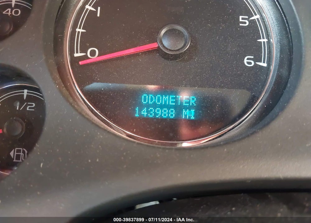 2008 CHEVROLET TAHOE LTZ VIN: 1GNFC13028R235677