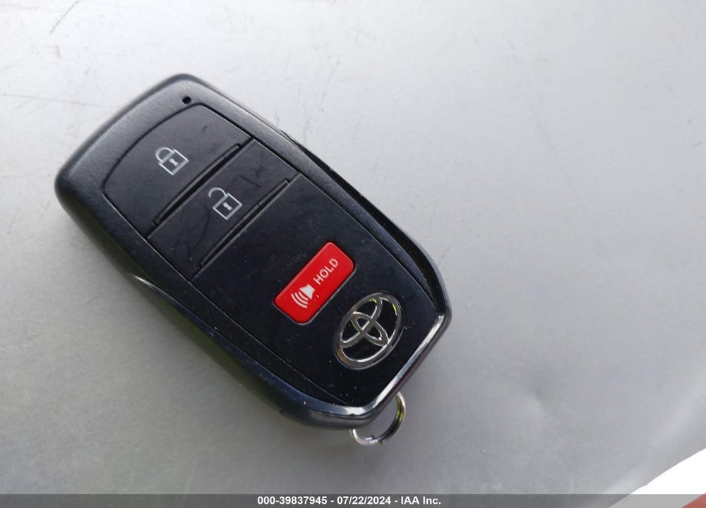 2024 TOYOTA COROLLA CROSS LE VIN: 7MUBAAAG2RV090646
