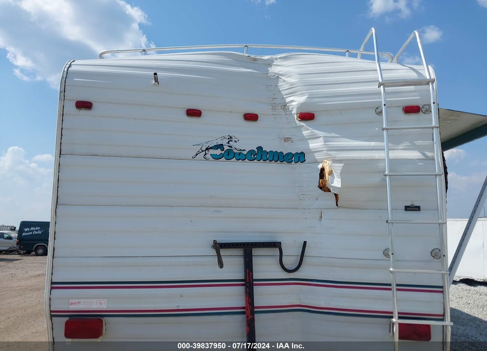 1997 COACHMEN CATALINA 275TB VIN: 1TC3B9384V1302300
