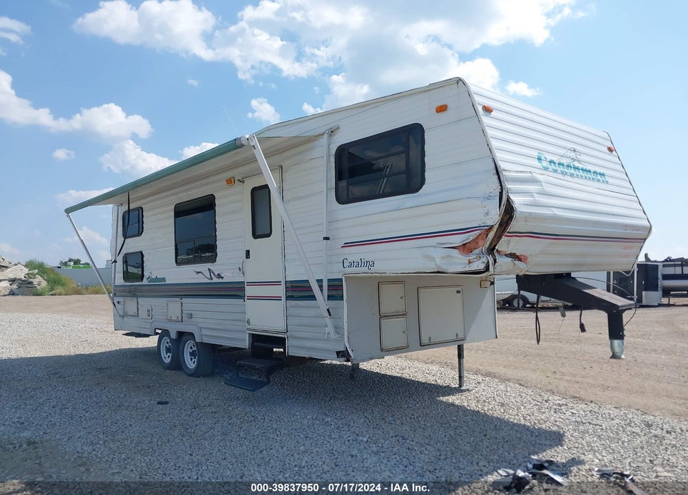 1997 COACHMEN CATALINA 275TB VIN: 1TC3B9384V1302300