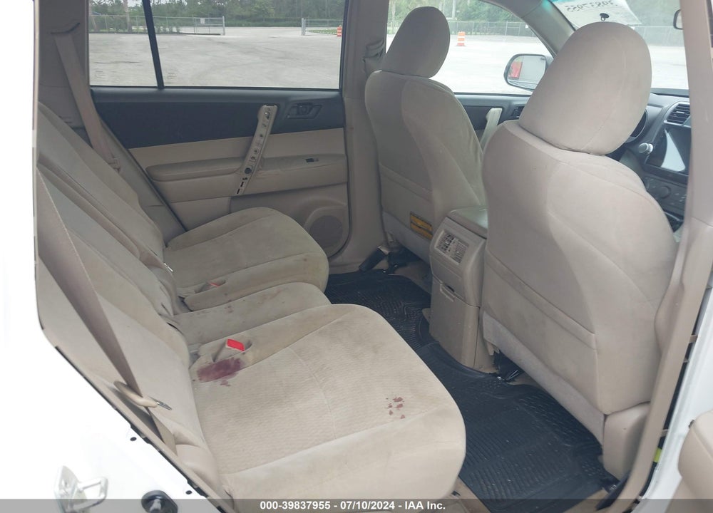 2010 TOYOTA HIGHLANDER BASE V6 VIN: 5TDZK3EH0AS017073