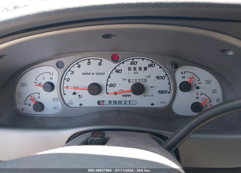 2001 FORD EXPLORER SPORT TRAC VIN: 1FMZU77E81UB74197