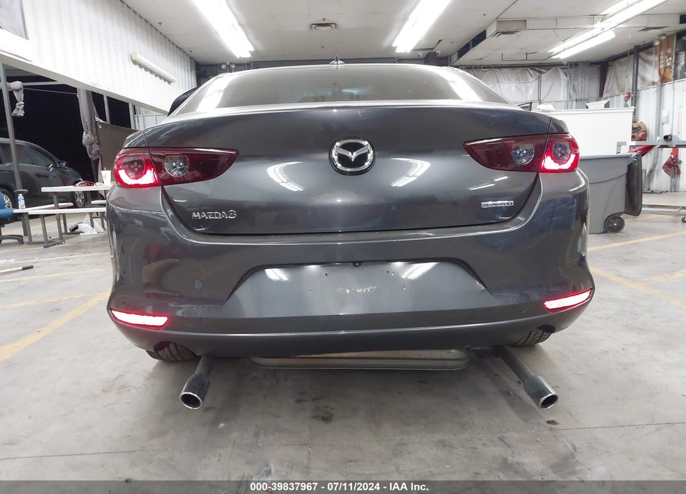 2019 MAZDA 3 PREFERRED PACKAGE VIN: JM1BPACL9K1108758
