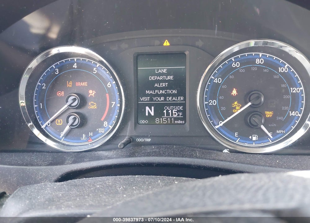 2019 TOYOTA COROLLA LE VIN: 5YFBURHE2KP885201