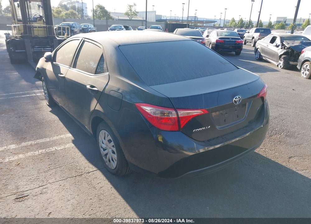 2019 TOYOTA COROLLA LE VIN: 5YFBURHE2KP885201