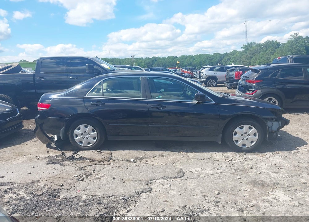 2003 HONDA ACCORD 2.4 LX VIN: 1HGCM563X3A028145