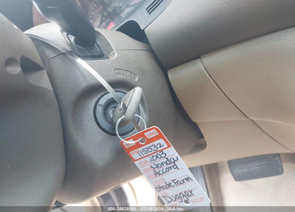 2003 HONDA ACCORD 2.4 LX VIN: 1HGCM563X3A028145