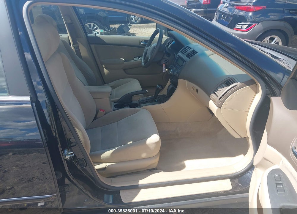 2003 HONDA ACCORD 2.4 LX VIN: 1HGCM563X3A028145