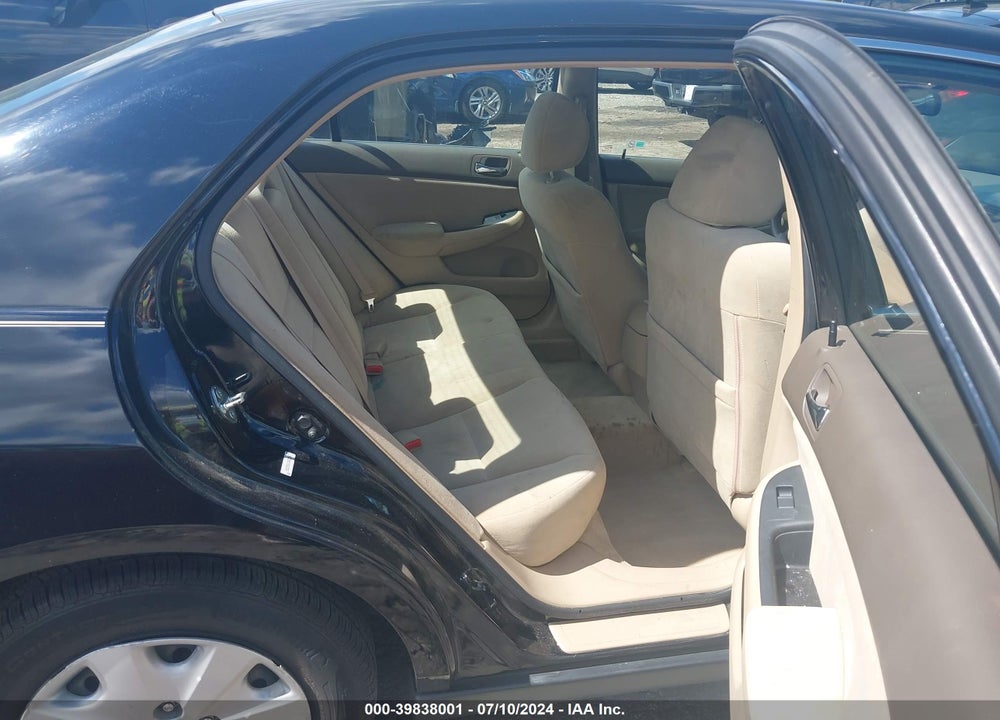 2003 HONDA ACCORD 2.4 LX VIN: 1HGCM563X3A028145