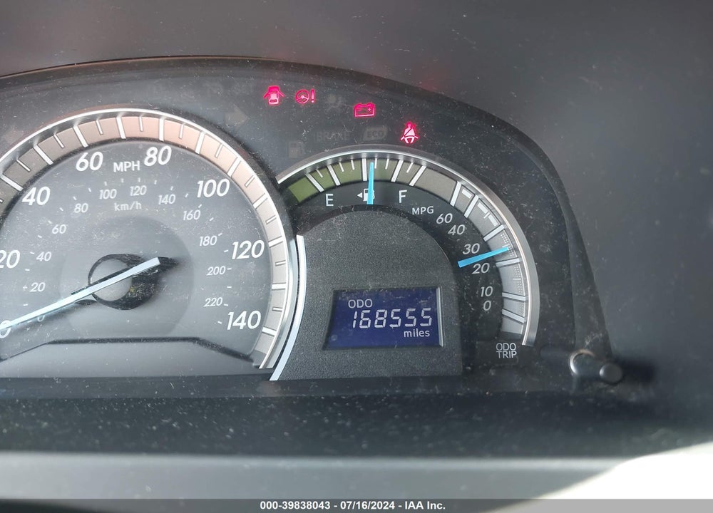 2012 TOYOTA CAMRY SE VIN: 4T1BF1FK2CU064202