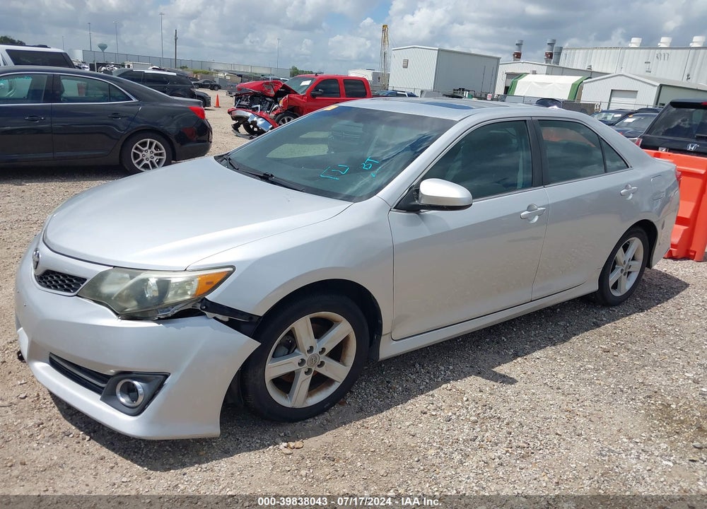 2012 TOYOTA CAMRY SE VIN: 4T1BF1FK2CU064202