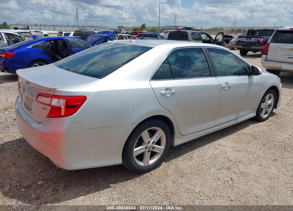 2012 TOYOTA CAMRY SE VIN: 4T1BF1FK2CU064202