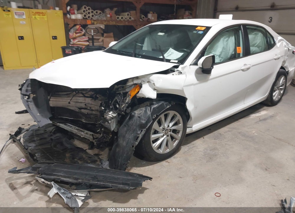 2021 TOYOTA CAMRY LE VIN: 4T1C11AK6MU463755