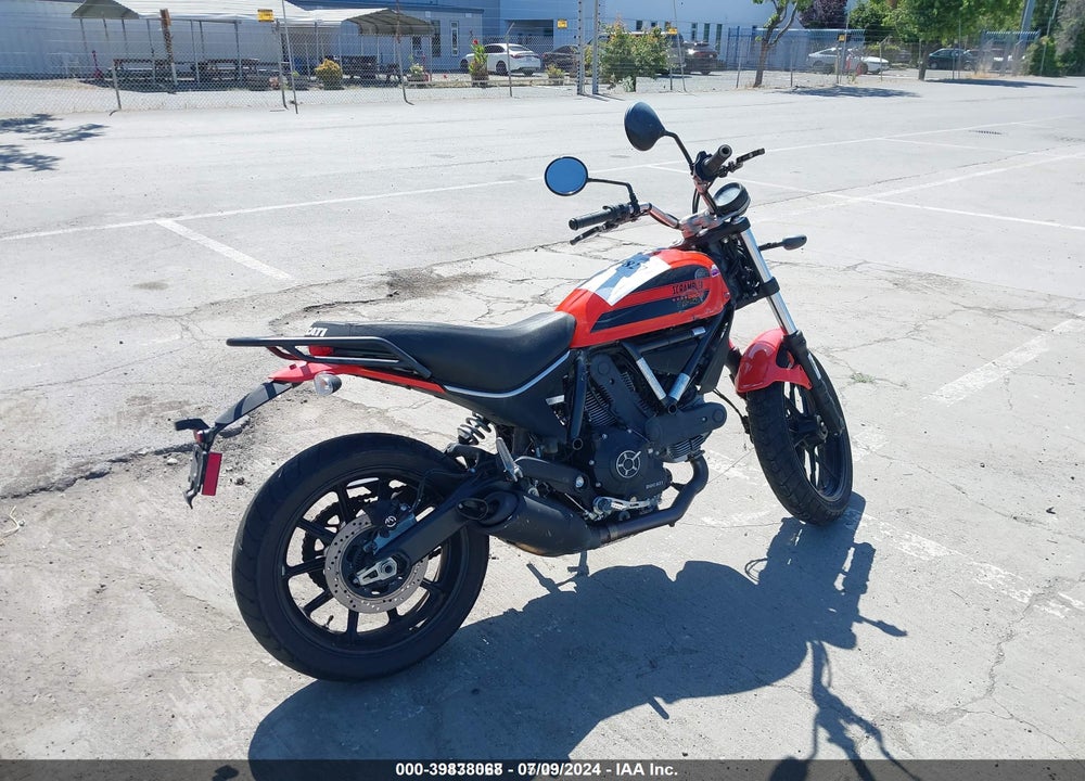 2016 DUCATI SCRAMBLER 400 VIN: ML015AXG5GT001443