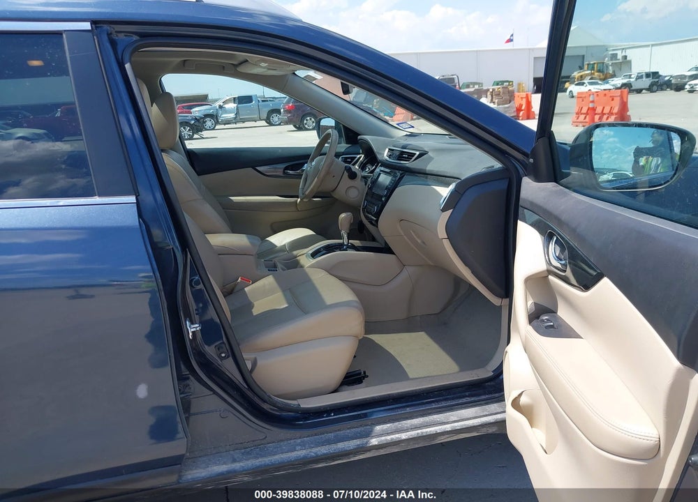 2015 NISSAN ROGUE SL VIN: 5N1AT2MV7FC787934