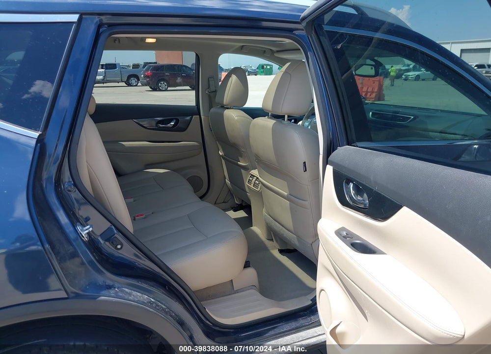 2015 NISSAN ROGUE SL VIN: 5N1AT2MV7FC787934