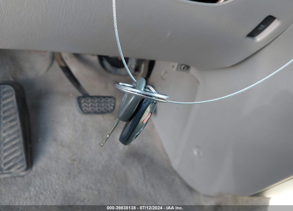 2008 TOYOTA SIENNA LE VIN: 5TDZK23C78S223339