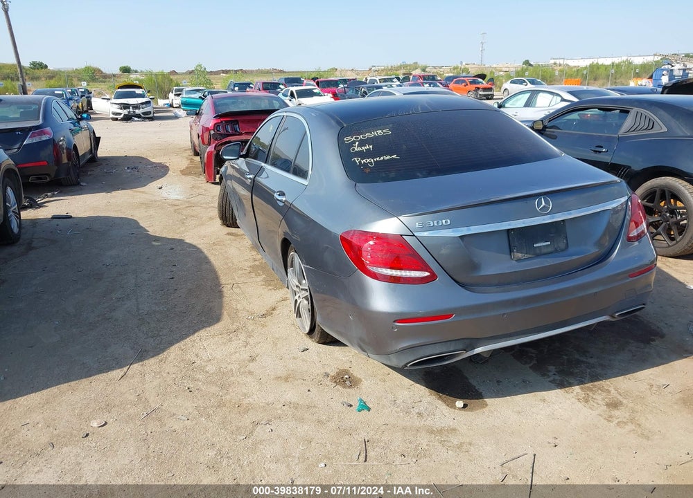 2019 MERCEDES-BENZ E 300 VIN: WDDZF4JBXKA530556