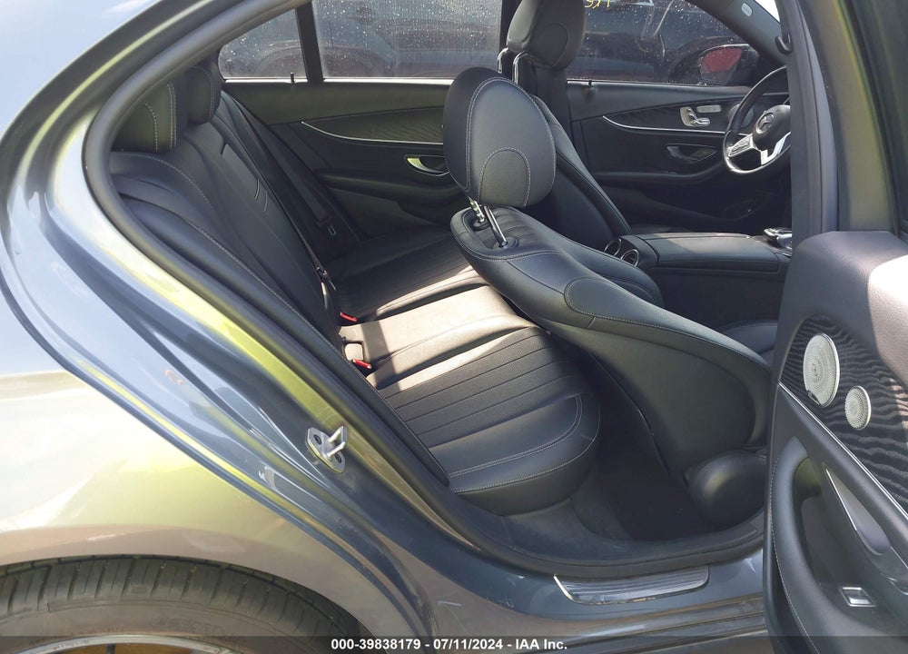 2019 MERCEDES-BENZ E 300 VIN: WDDZF4JBXKA530556