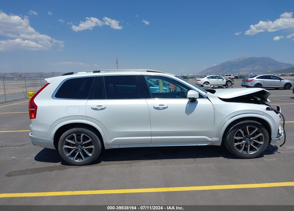 2017 VOLVO XC90 T6 MOMENTUM VIN: YV4A22PK0H1148587