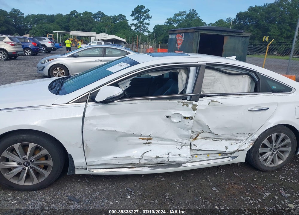 2017 HYUNDAI SONATA SPORT VIN: 5NPE34AF8HH477734