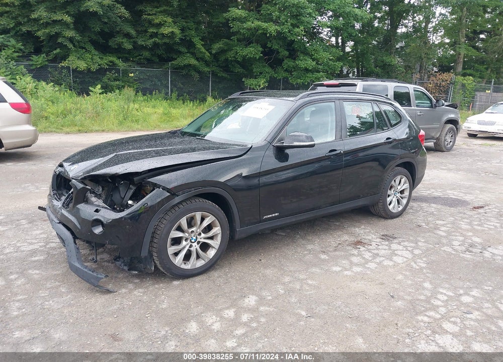2014 BMW X1 VIN: WBAVL1C55EVY19412