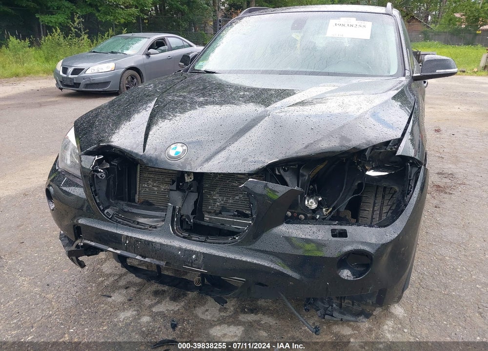 2014 BMW X1 VIN: WBAVL1C55EVY19412