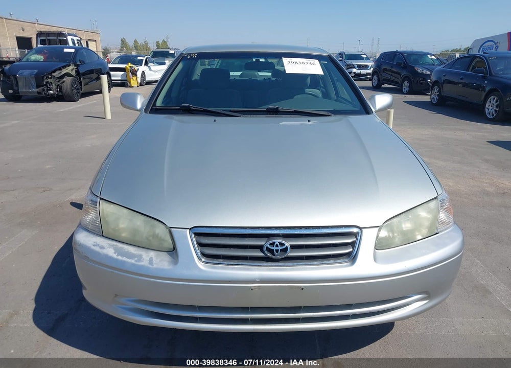 2001 TOYOTA CAMRY LE VIN: JT2BG22K110604164
