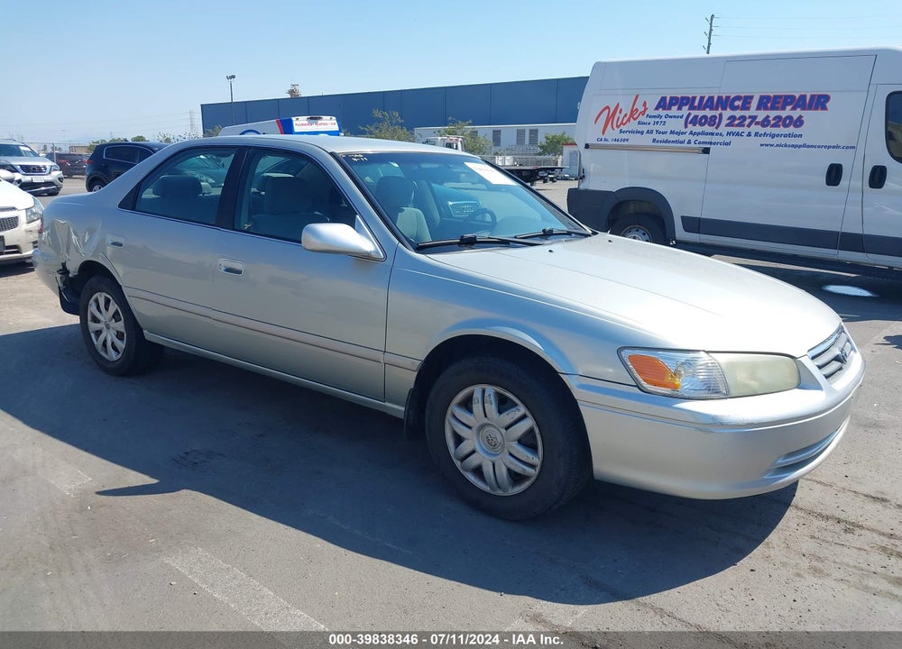 2001 TOYOTA CAMRY LE VIN: JT2BG22K110604164