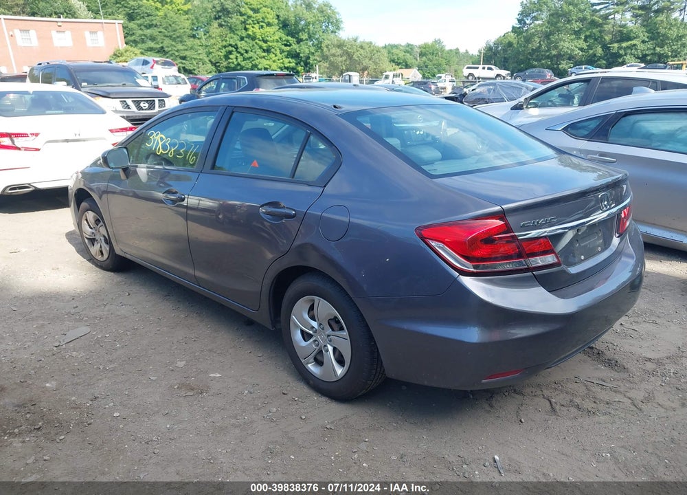 2015 HONDA CIVIC LX VIN: 19XFB2F56FE217572