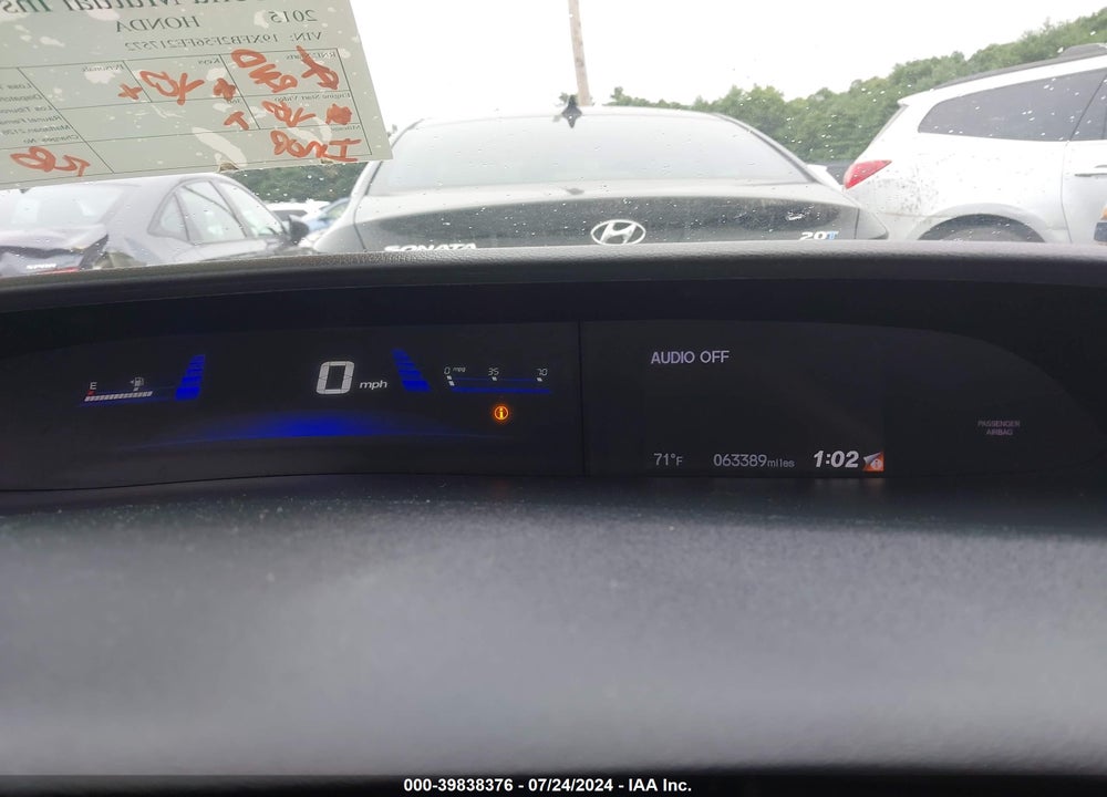 2015 HONDA CIVIC LX VIN: 19XFB2F56FE217572