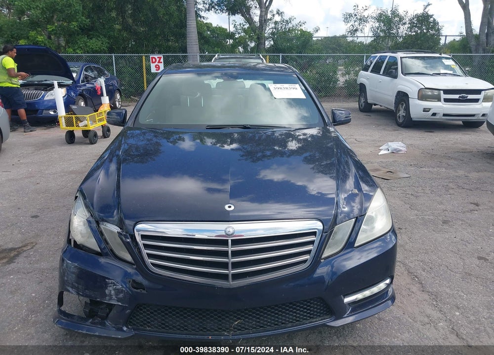 2013 MERCEDES-BENZ E 350 4MATIC VIN: WDDHF8JB3DA715182