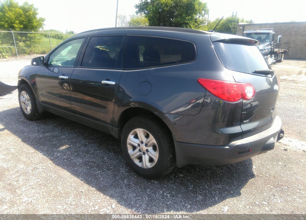 2011 CHEVROLET TRAVERSE LS VIN: 1GNKVEED7BJ274965