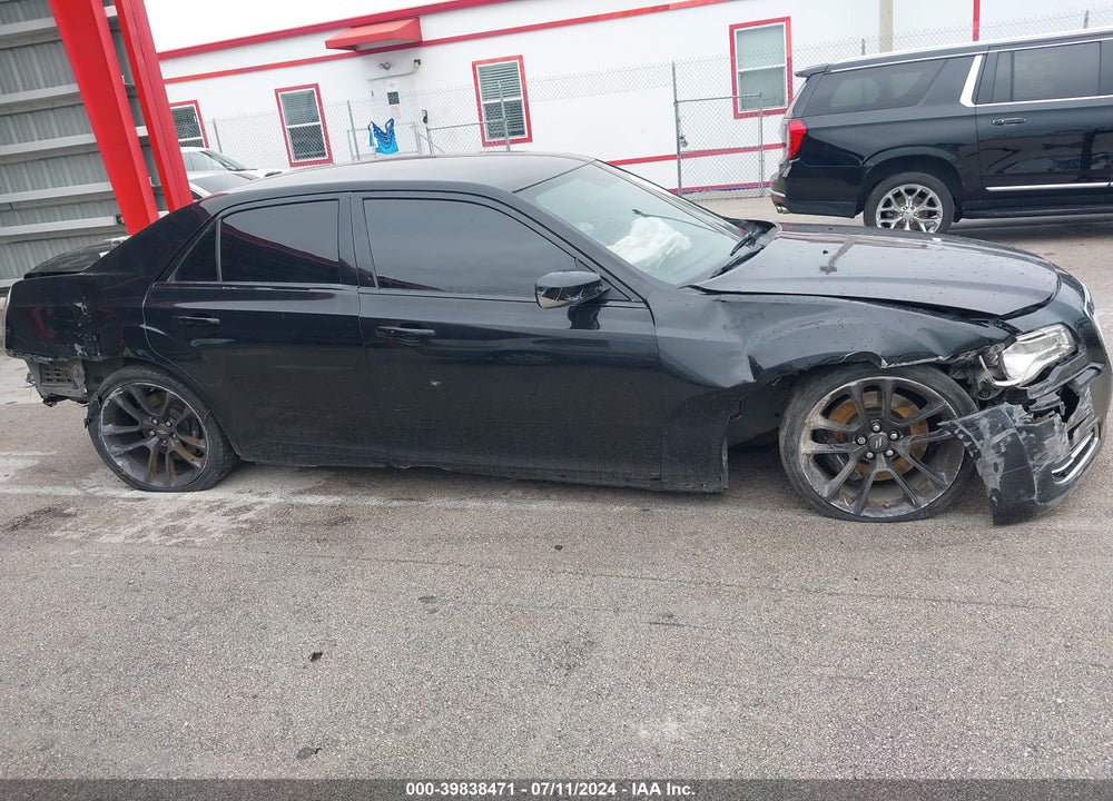 2013 CHRYSLER 300 MOTOWN VIN: 2C3CCAAG8DH606996
