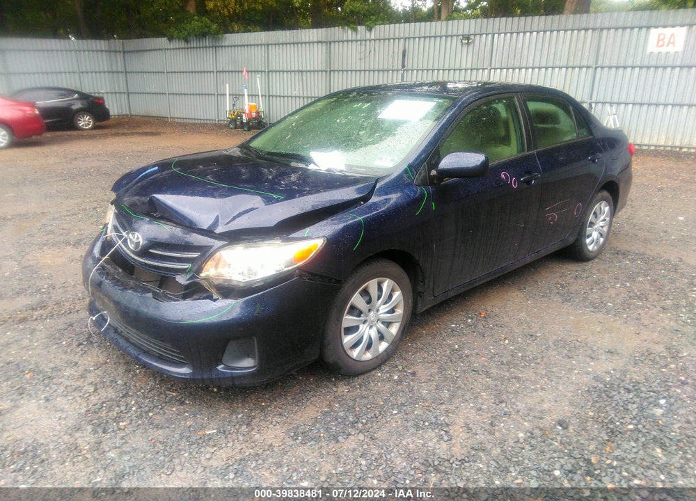 2013 TOYOTA COROLLA LE VIN: 2T1BU4EEXDC007915