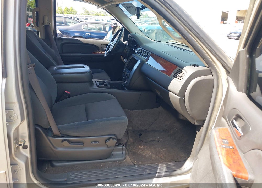 2009 GMC YUKON XL 1500 SLE2 VIN: 1GKFC26J39R205984