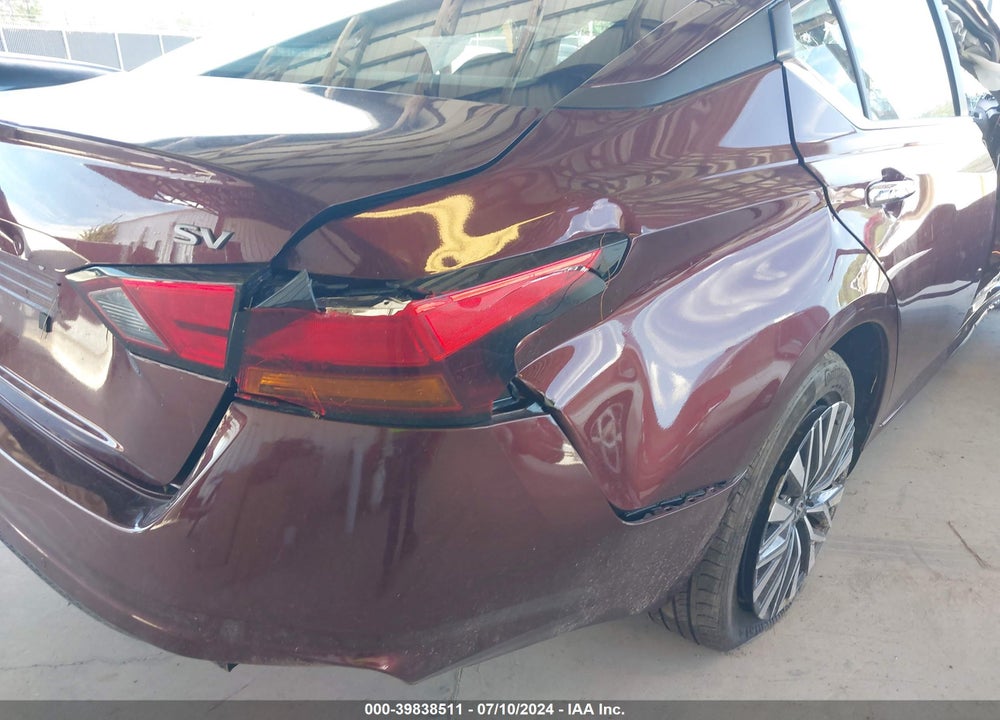 2023 NISSAN ALTIMA SV FWD VIN: 1N4BL4DV6PN325638