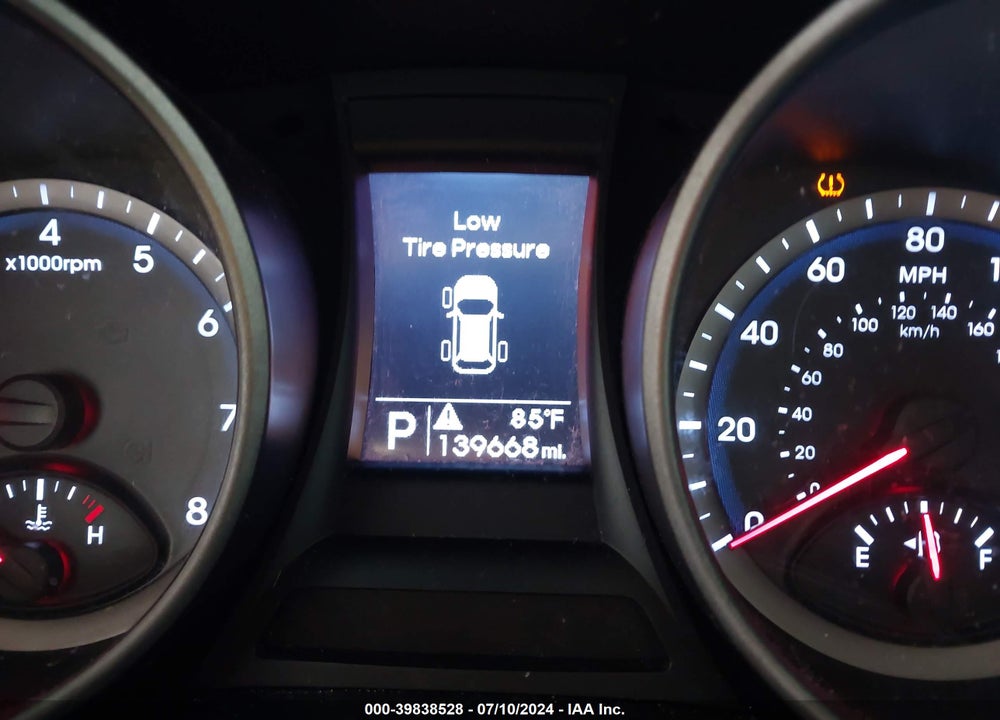 2015 HYUNDAI SANTA FE SPORT 2.4L VIN: 5XYZT3LB1FG271312