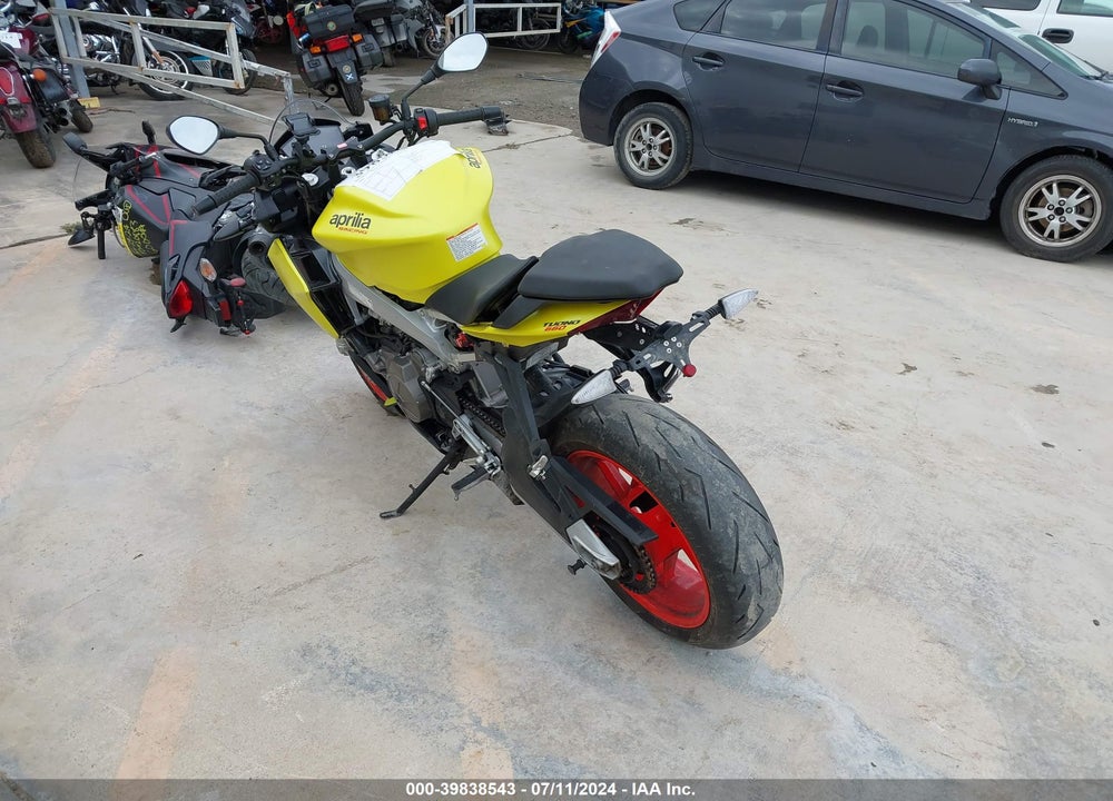 2021 APRILIA TUONO 660 VIN: ZD4KSUE0XMS000721