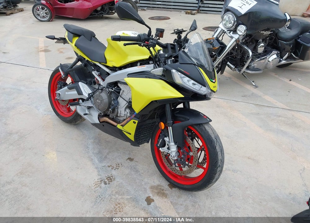 2021 APRILIA TUONO 660 VIN: ZD4KSUE0XMS000721